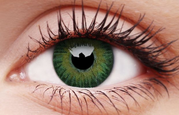 Colourvue 3 Tones Green Coloured Contact Lenses